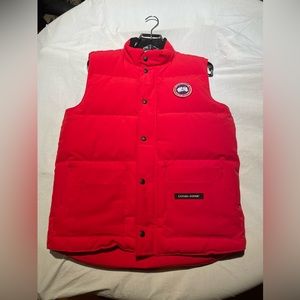 Canada Goose Vest (Medium)